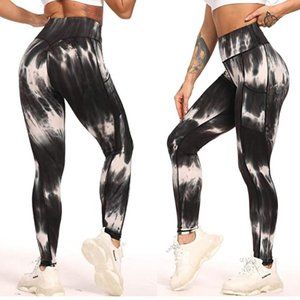 NWOT black white tie dye booty scrunch leggings M
